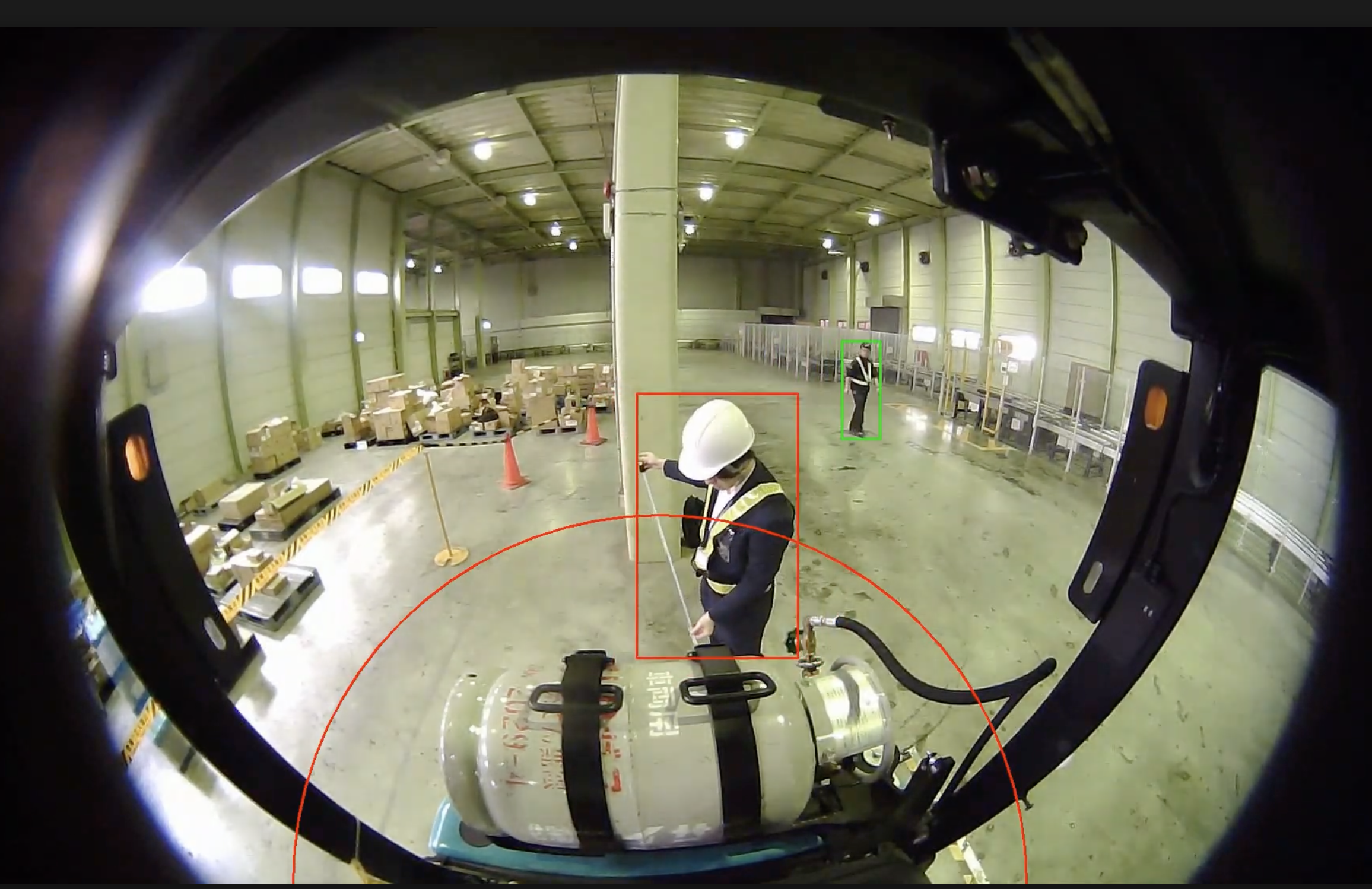 倉庫内AI検知システム